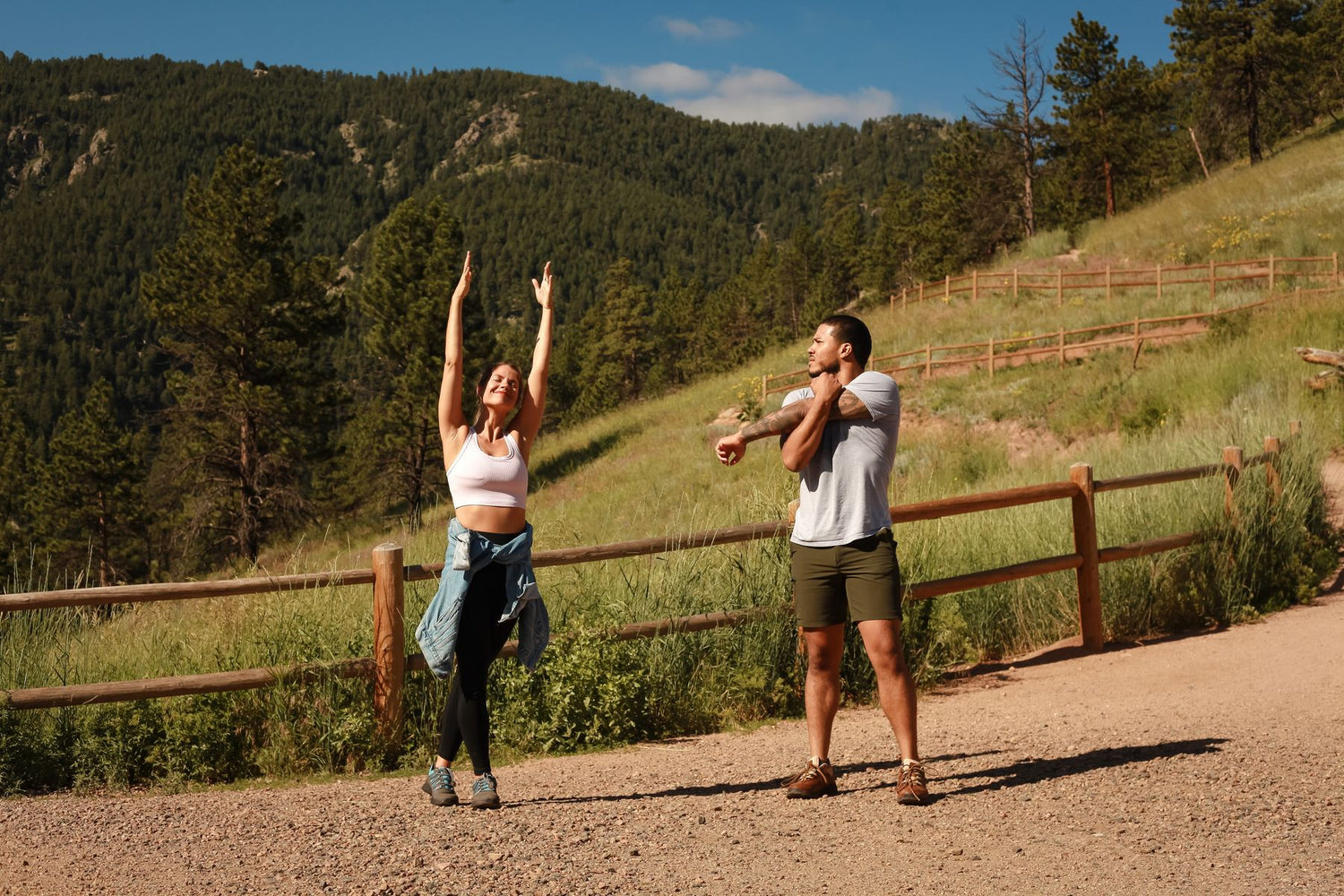 A Guide to the 6 Best Earthing Shoes for Women