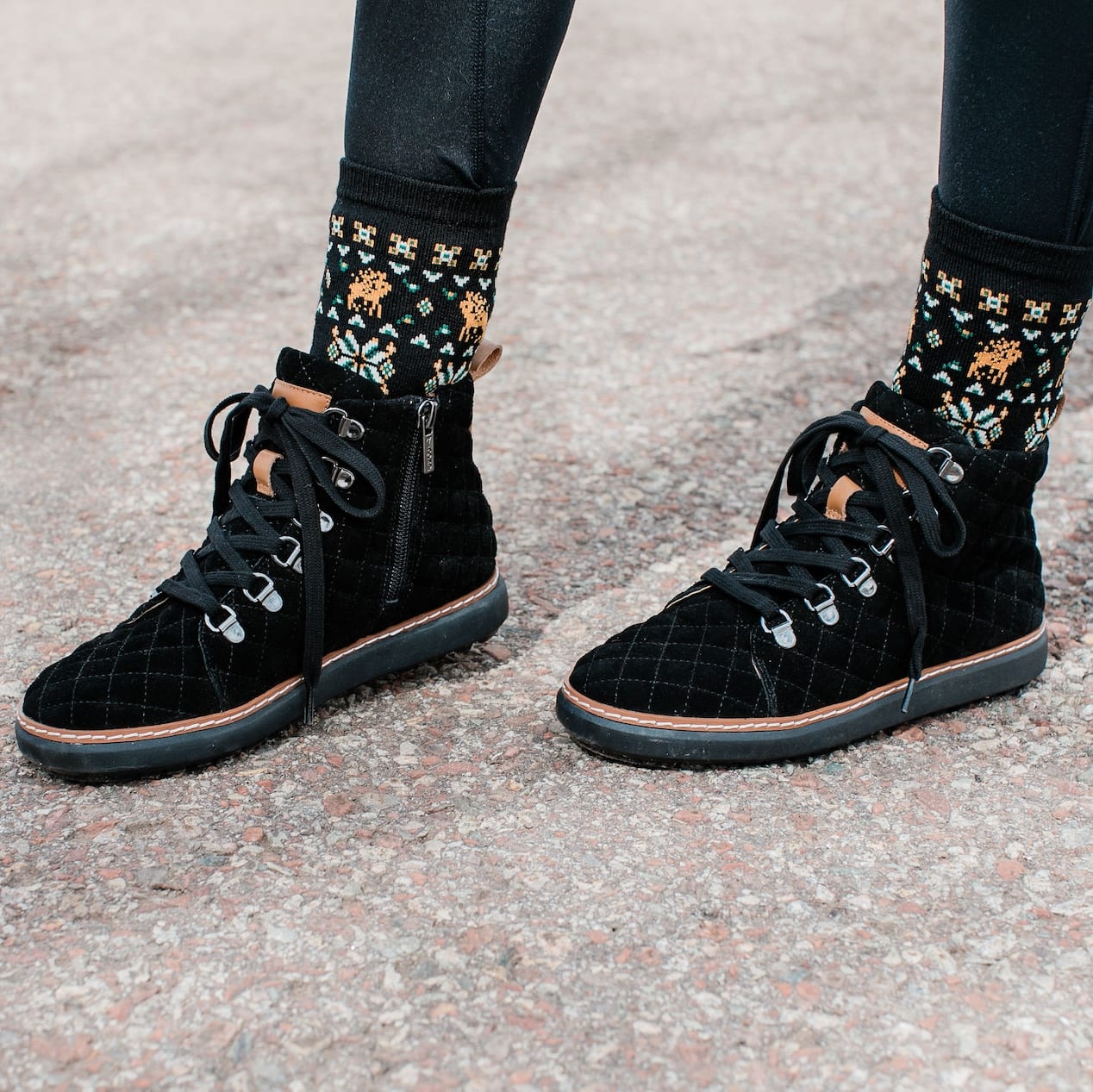 Melissa High-Top • Black Quilted